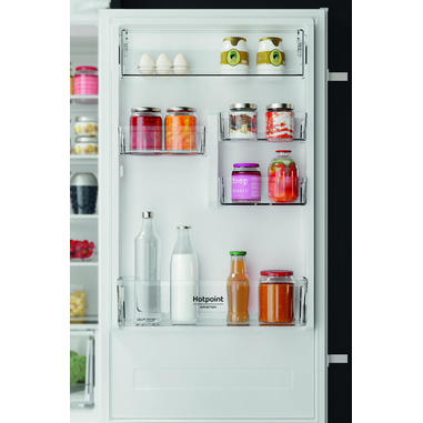 Hotpoint HAC18 T311 frigorifero con congelatore Da incasso 250 L F Bianco |  Frigoriferi da incasso in offerta su Unieuro