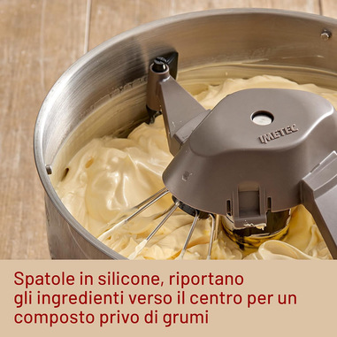 Imetec CakeLover, Impastatrice Planetaria di 5L per Torte, Dolci, Pizza,  Pane, Pasta – 1500 W, 6 Velocità, Ciotola in Acciaio Inox, Doppio Gancio,  Fruste – Design Compatto, Ricettario Incluso