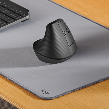 Logitech Lift Mouse Ergonomico Verticale, Senza Fili, Ricevitore Bluetooth  o Logi Bolt USB, Clic Silenziosi, 4 Tasti, Compatibile con Windows / macOS  / iPadOS, Laptop, PC. Grafite